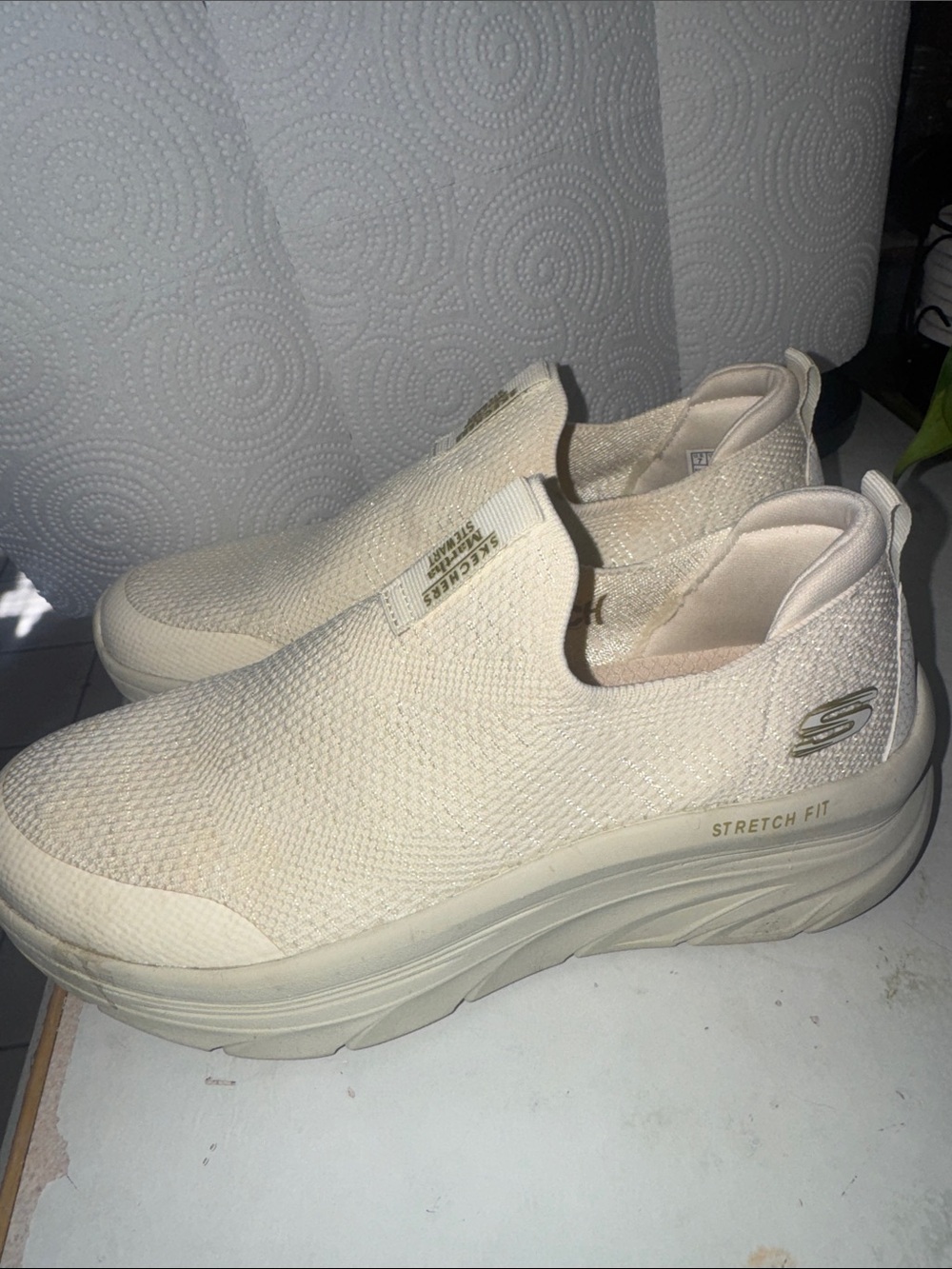 MARTHA STEWART Skechers Women's Slip-On Stretch Fit Sneakers - Ivory